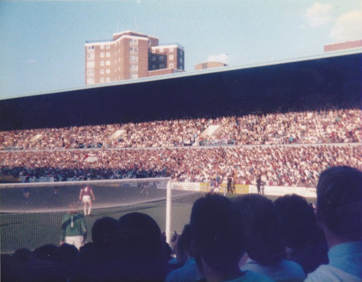 268398_10150300607202658_898818_n