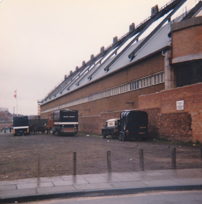 279448_10150303622907658_5982373_o