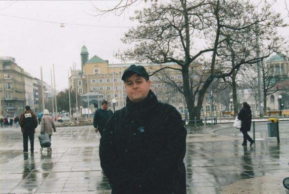 304008_10150405760387658_450154202_n