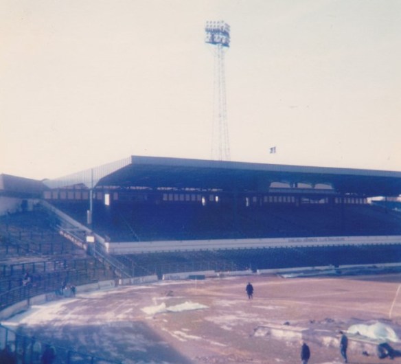 271186_10150303594332658_276641_n