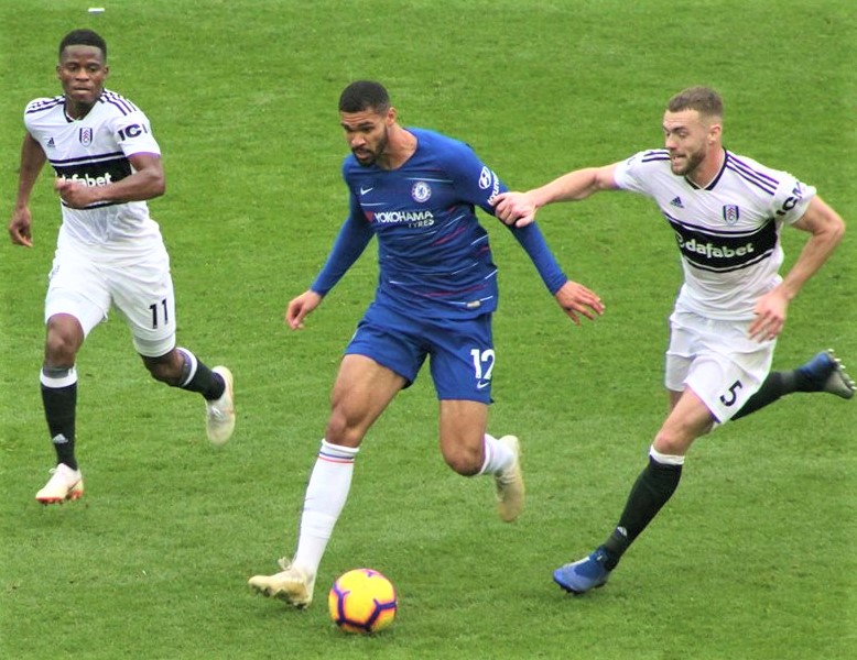 47352433_10157009393312658_8365343575201808384_n